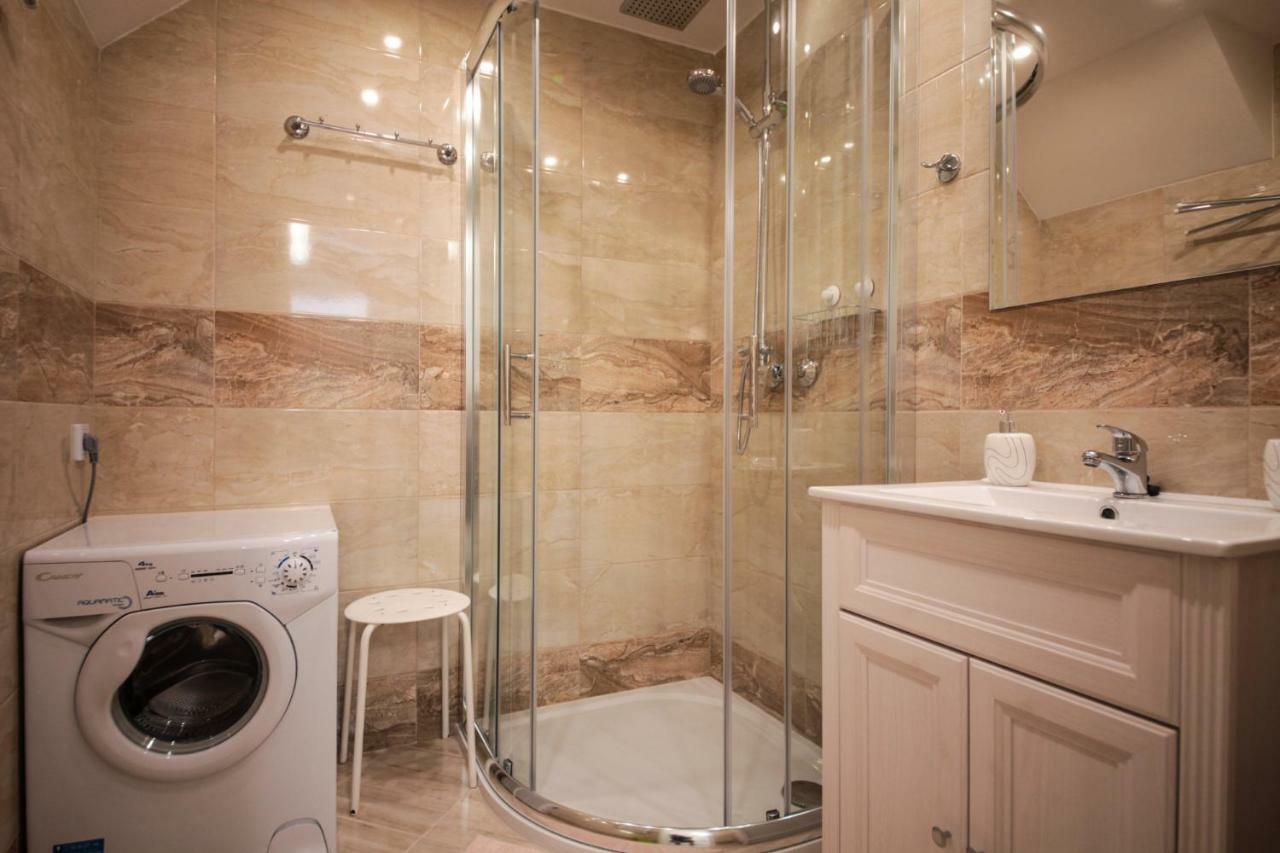 Family Duplex On Wenceslas Square Apartamento *